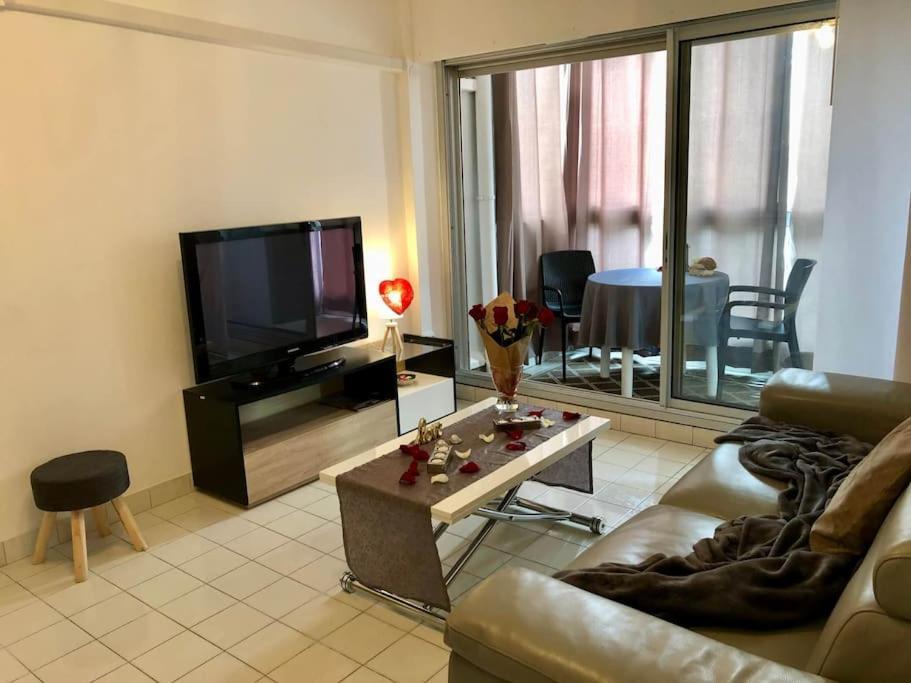"Beausoleil" T2 Lumineux, Parking, Clim, Wifi Apartment Sete Ngoại thất bức ảnh